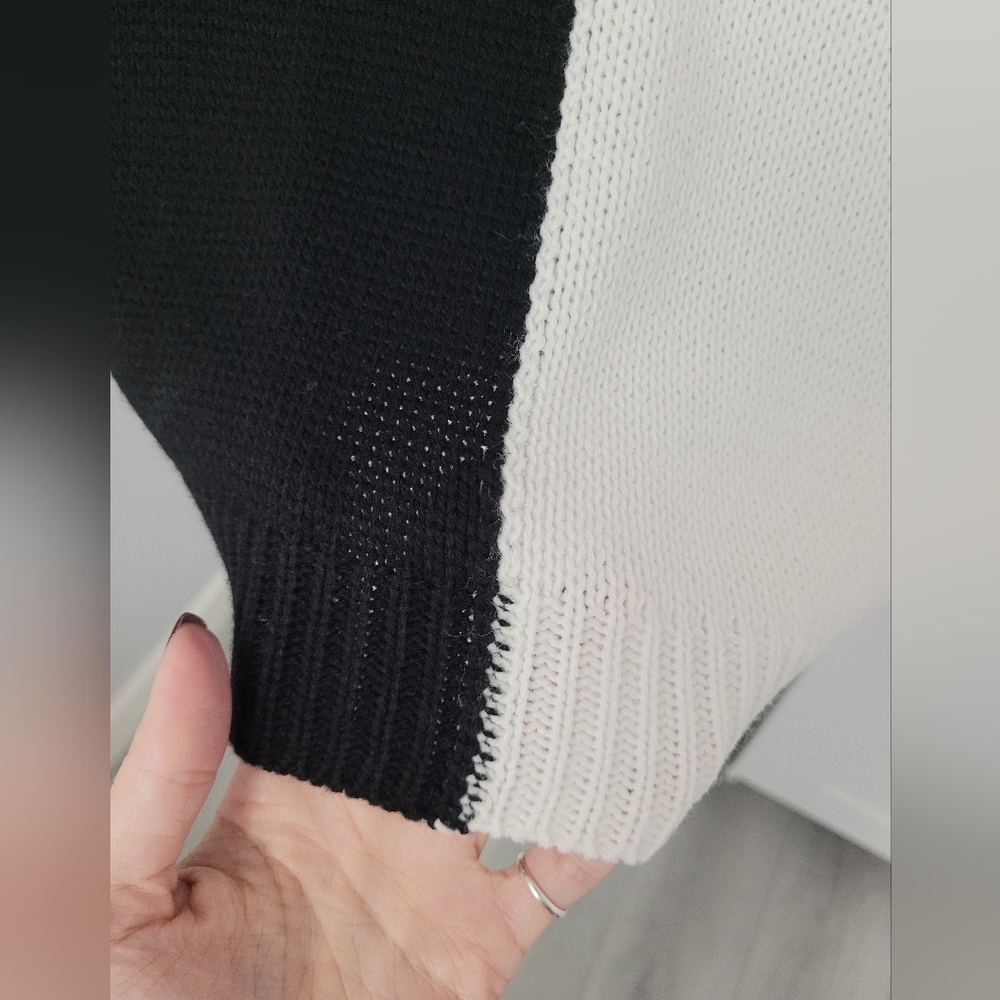 NWOT Split Monochrome Black & White Turtleneck Sweater Dress - Picture 6 of 12